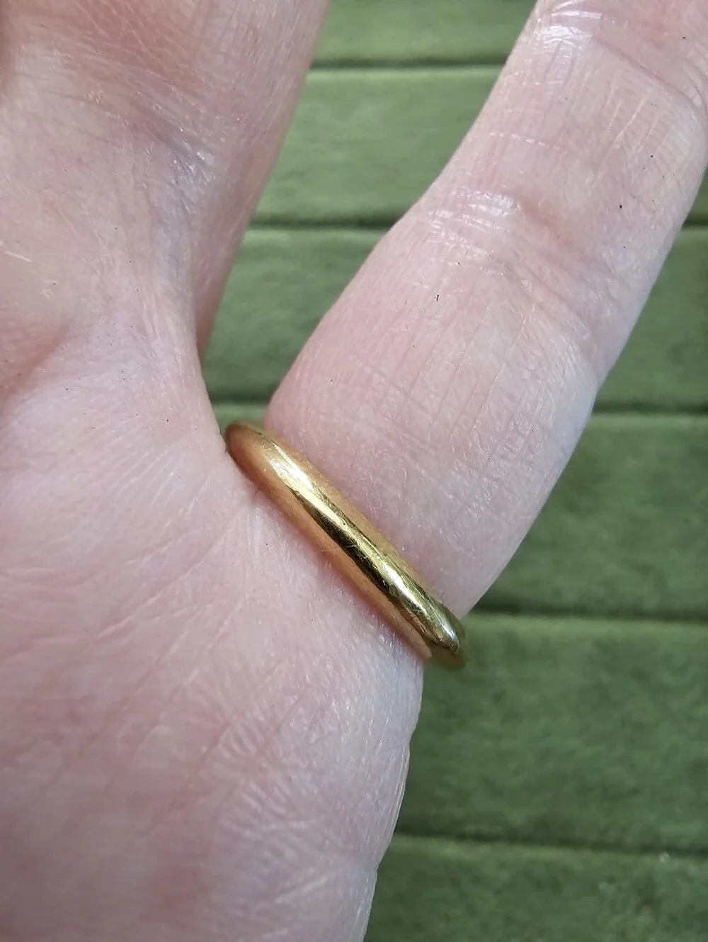 Vintage Avon Ring Size 4/5